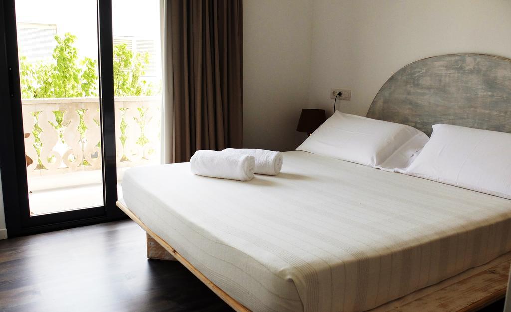 Hostal Bon Sol San Ferrán de ses Roques Exteriör bild